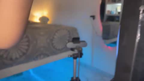 Wendy Alex online show from 02-24-25, 08:14