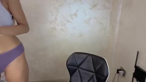 Wendy online show from 11-16-25, 05:24