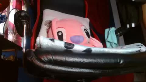 Wendy online show from 11-22-25, 12:26