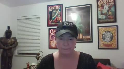 WendyCU online show from 02-04-25, 04:37