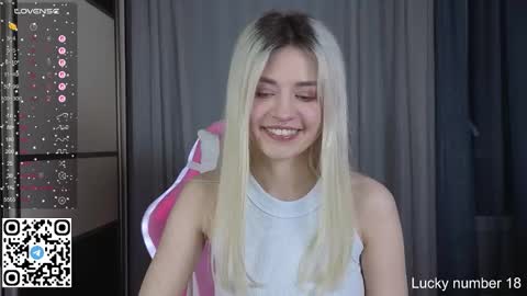 Snapshot of wendylovelylovew chatting on 02-10-26, 04:00 Wendy online show from 02-10-26, 04:00