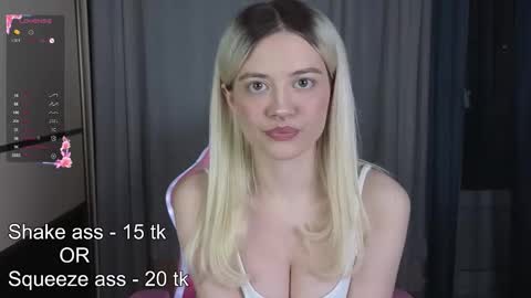 Snapshot of wendylovelylovew chatting on 02-25-26, 04:16 Wendy online show from 02-25-26, 04:16