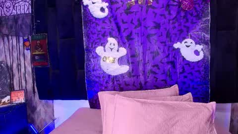 WEN SHENG online show from 10-18-25, 07:14