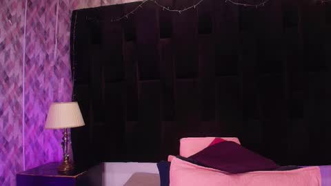 WEN SHENG online show from 11-04-25, 07:24