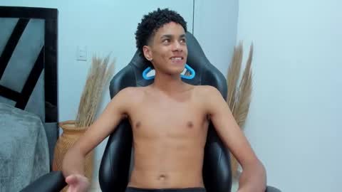 WES online show from 12-20-25, 02:29