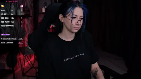 little girl who is always rightLisa online show from 12-04-25, 01:15