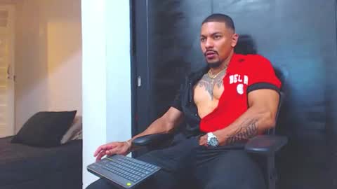 Wesley Rogger online show from 10-15-25, 10:21