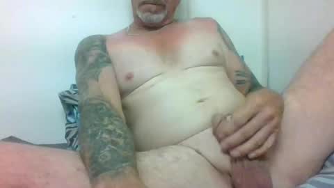 Snapshot of westcoastmagnum chatting on 02-01-25, 04:14 davey online show from 02-01-25, 04:14