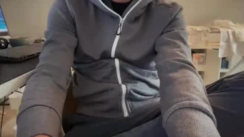 Snapshot of wet_adidasboy chatting on 10-09-25, 08:12 wet_adidasboy online show from 10-09-25, 08:12