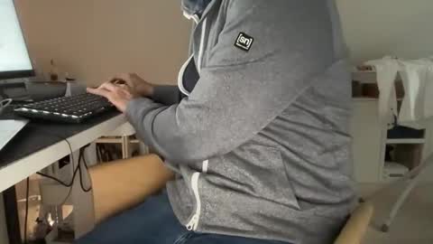 Snapshot of wet_adidasboy chatting on 11-25-25, 07:41 wet_adidasboy online show from 11-25-25, 07:41