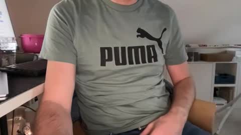 Snapshot of wet_adidasboy chatting on 11-27-25, 07:32 wet_adidasboy online show from 11-27-25, 07:32