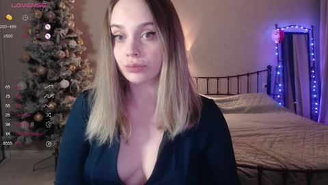 Lana online show from 01-15-25, 03:39