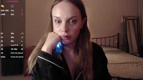 Lana online show from 09-14-25, 06:40