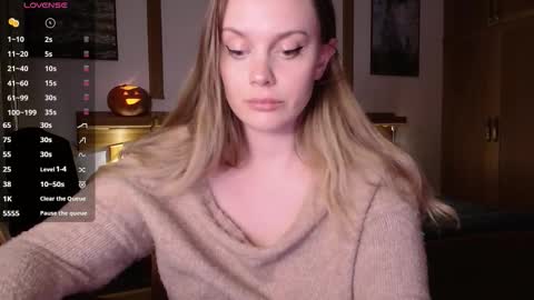 Lana online show from 10-16-25, 06:42