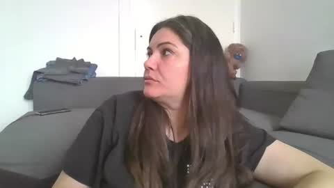 wet_pants2022 online show from 11-18-25, 12:53