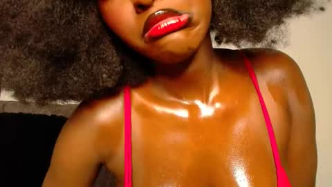 Macey online show from 02-04-25, 11:27