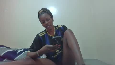 Snapshot of wetberry20 chatting on 10-28-25, 06:54 wetberry20 online show from 10-28-25, 06:54