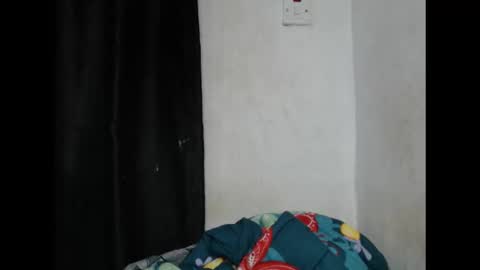 Snapshot of wetdrippussy7 chatting on 09-20-25, 07:15 wetdrippussy7 online show from 09-20-25, 07:15