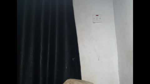 Snapshot of wetdrippussy7 chatting on 10-24-25, 07:21 wetdrippussy7 online show from 10-24-25, 07:21