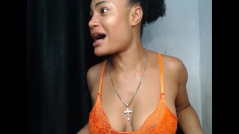 Snapshot of wetdrippussy7 chatting on 10-26-25, 12:27 wetdrippussy7 online show from 10-26-25, 12:27