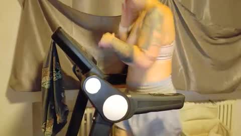 Wetgerman online show from 10-24-25, 06:10