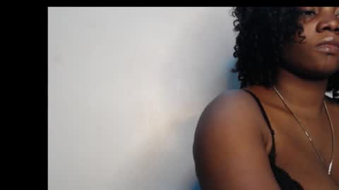 Snapshot of wetmypussy02 chatting on 10-20-25, 05:24 wetmypussy02 online show from 10-20-25, 05:24