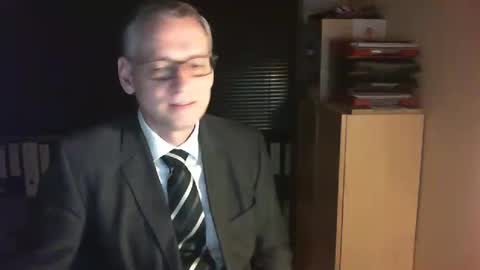 Franz online show from 02-15-25, 06:33