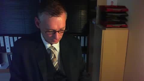 Franz online show from 09-26-25, 02:54
