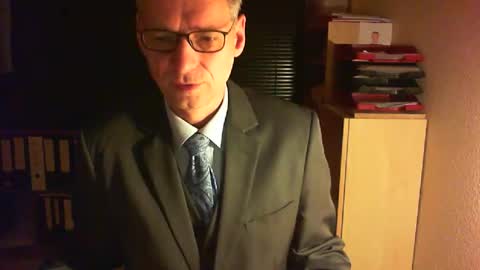 Franz online show from 12-23-25, 03:59