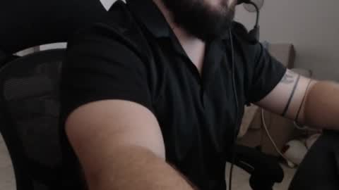 whatclosed online show from 10-08-25, 10:35