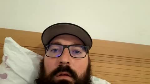 wheely19871606 online show from 02-13-25, 09:38