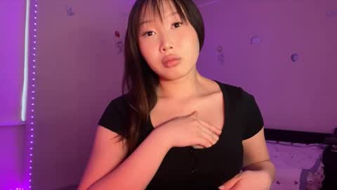 DarsyWhispers online show from 12-02-25, 11:04