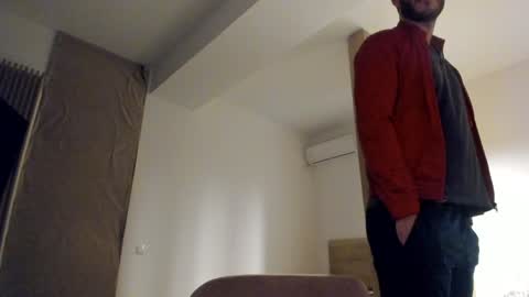 Snapshot of whisperoflust chatting on 12-31-24, 04:04 Michael online show from 12-31-24, 04:04