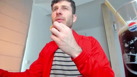 Snapshot of whisperoflust chatting on 01-25-25, 12:37 Michael online show from 01-25-25, 12:37