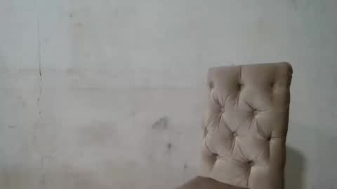 white boy online show from 02-23-25, 05:34