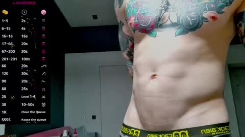 Max online show from 10-10-25, 02:43