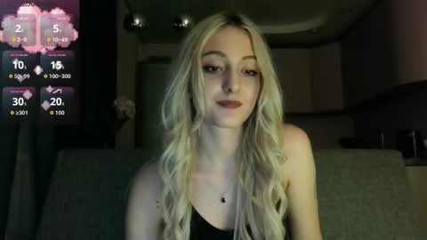 Lina online show from 09-08-25, 08:52