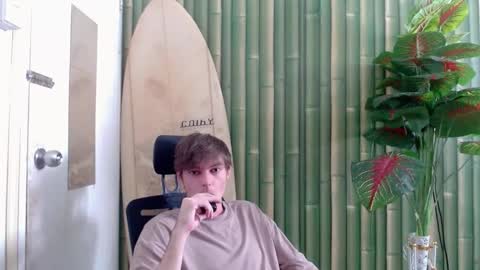 Snapshot of whiteboyinasia chatting on 10-16-25, 05:52 Christian online show from 10-16-25, 05:52