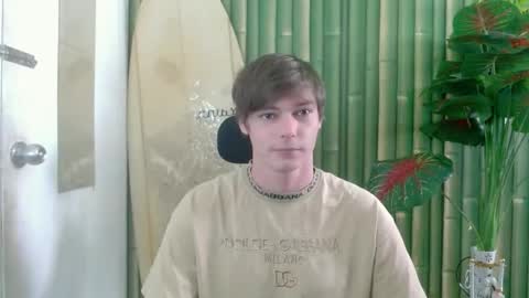 Snapshot of whiteboyinasia chatting on 11-04-25, 02:32 Christian online show from 11-04-25, 02:32