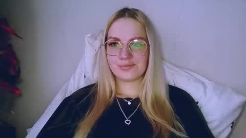 whitehex666 online show from 01-11-26, 08:08