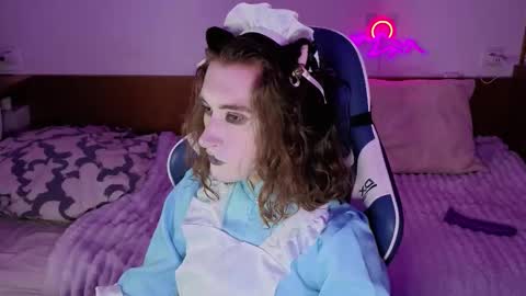 Yuuta online show from 09-10-25, 03:45