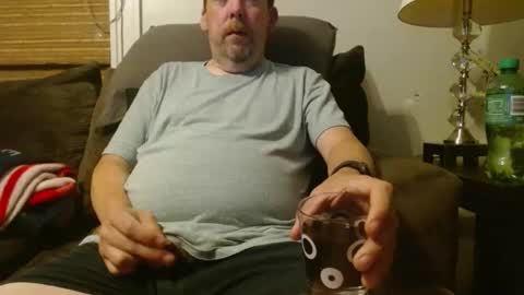 Snapshot of whitemi72975 chatting on 09-17-25, 01:18 Whitey online show from 09-17-25, 01:18