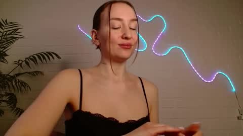 Snapshot of whiteprincessluna chatting on 02-17-26, 01:51 You wont find me here on Saturdays and Sundays online show from 02-17-26, 01:51