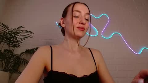 Snapshot of whiteprincessluna chatting on 03-20-26, 02:11 You wont find me here on Saturdays and Sundays online show from 03-20-26, 02:11