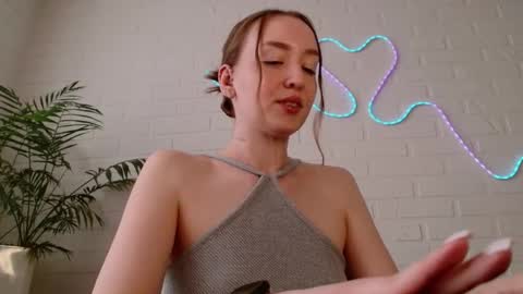 Snapshot of whiteprincessluna chatting on 04-09-26, 01:38 You wont find me here on Saturdays and Sundays online show from 04-09-26, 01:38