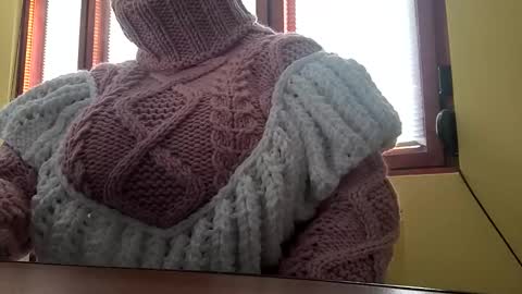 whitesweater online show from 12-15-25, 06:50