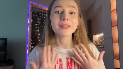 Alisa online show from 02-07-25, 07:07