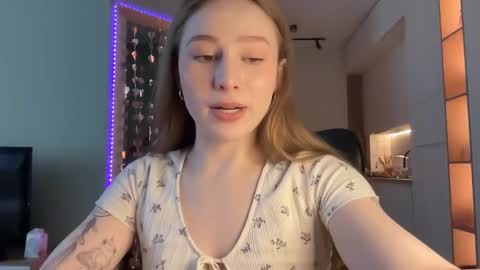 Alisa online show from 03-04-25, 09:51