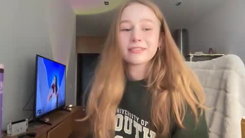 Alisa online show from 10-27-25, 07:23