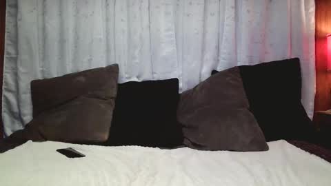 Snapshot of wholovesulady chatting on 11-18-25, 01:44 Big Daddy online show from 11-18-25, 01:44